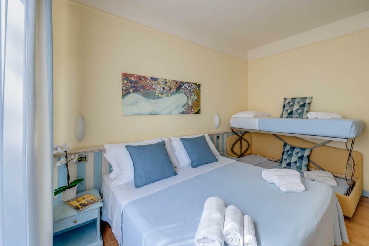 Hotel Massimo Marina di Cecina Esterno foto